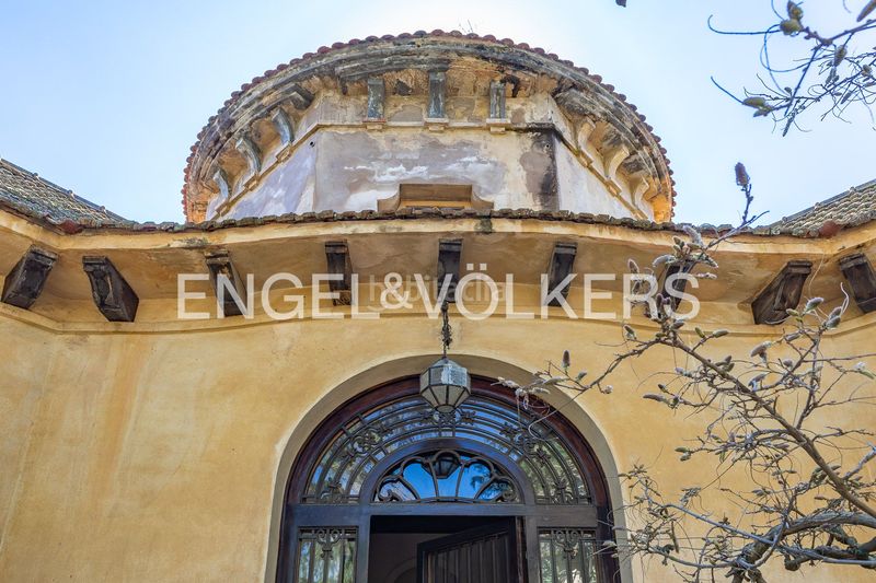 Foto a7c3d305-af8e-447e-9469-4fa17a8f8447. Casa amb calefacció aparcament a Eixample Sant Cugat del Vallès