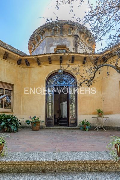 Foto cf77c40b-b295-4f0f-a939-88c6a0017741. Casa amb calefacció aparcament a Eixample Sant Cugat del Vallès