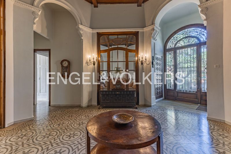 Foto dd03e90d-20f5-4ab4-9f3e-07a0d7eb0511. Casa amb calefacció aparcament a Eixample Sant Cugat del Vallès
