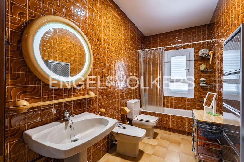 Foto 2328eacc-7a0e-44ba-937a-868a62ca070e. Casa amb calefacció aparcament piscina a Abrera