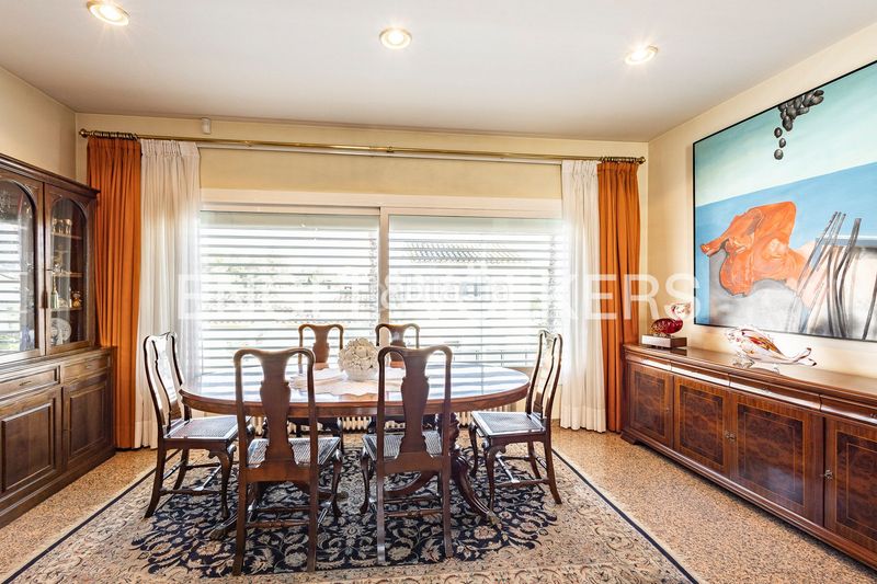 Foto 30302da7-ef13-4202-b868-a33d9c24455c. Casa amb calefacció aparcament piscina a Abrera