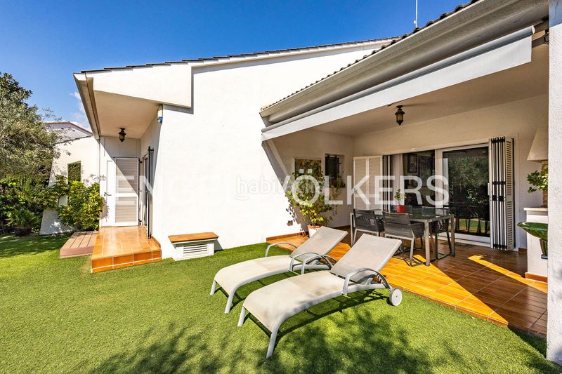 Foto 5076b341-c6e1-410d-9509-045d0cdb8ca3. Casa amb calefacció aparcament piscina a Abrera