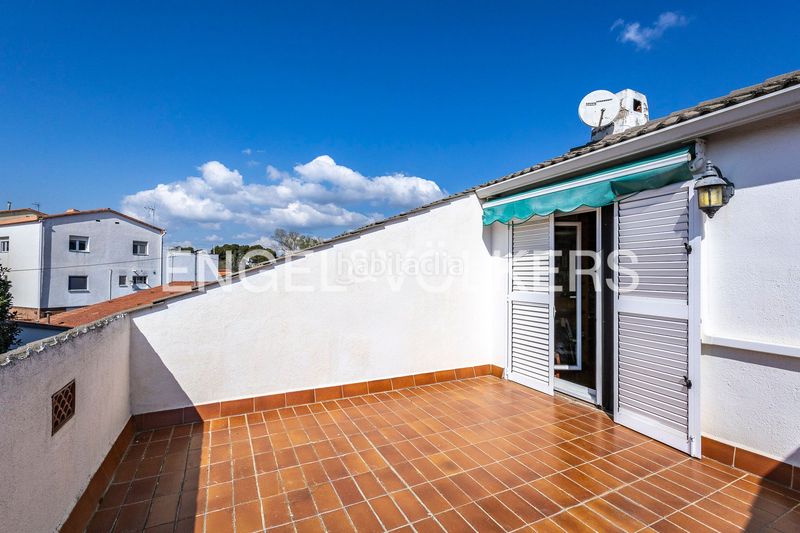 Foto 5ab90649-1d78-416e-bba1-b660f050ad81. Casa amb calefacció aparcament piscina a Abrera