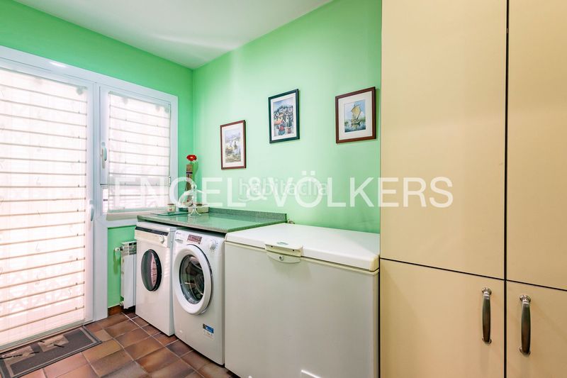 Foto 5cc3956e-8426-4b6b-a677-3843b8bf987c. Casa amb calefacció aparcament piscina a Abrera