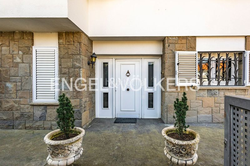 Foto c84a593e-6395-485c-8741-6aec7e06f90c. Casa amb calefacció aparcament piscina a Abrera