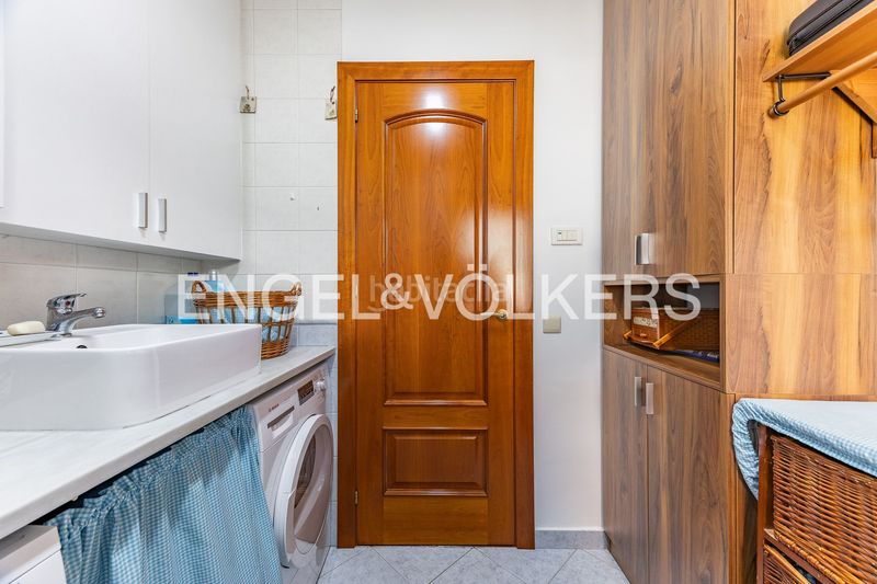 Foto d11c2e0a-c0c2-4213-8b33-91c8adb3937b. Casa amb calefacció aparcament a Font Verda Granollers