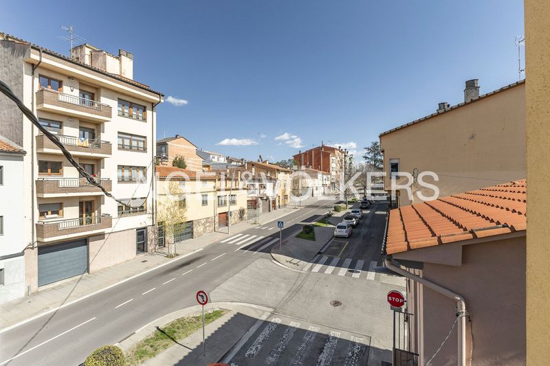 Foto ca3013c2-bab9-4846-bf78-6a9809f53d92. Dúplex amb calefacció a Torelló
