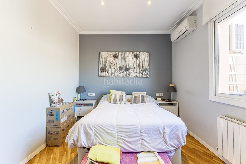 Foto 122c1dae-bbed-4687-a2b8-c5a6fbb7ba0e. Àtic amb calefacció a Baix Guinardó Barcelona