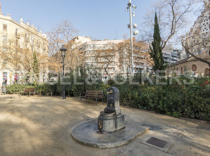 Foto 3badf419-0fd0-4d83-9da6-2ba1f4261834. Àtic amb calefacció a Baix Guinardó Barcelona