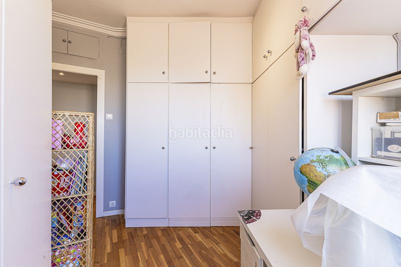 Foto 7936e7ab-a7bd-4bda-a67f-39e64f80a410. Àtic amb calefacció a Baix Guinardó Barcelona