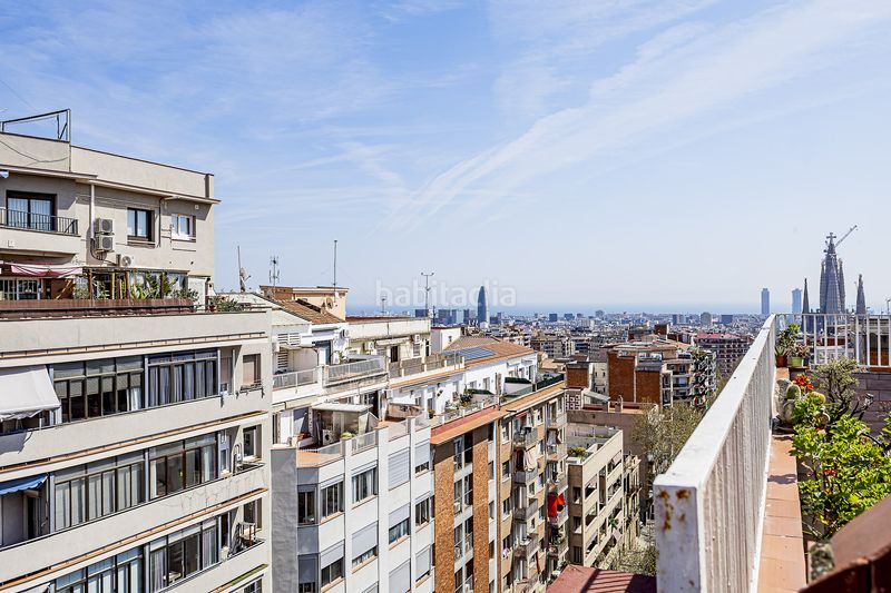 Foto b2e5b14d-c13f-4baf-b86d-019c1afc4a29. Àtic amb calefacció a Baix Guinardó Barcelona