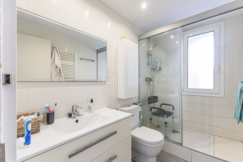 Foto d3674e54-8589-4bac-89f6-968656b356d3. Àtic amb calefacció a Baix Guinardó Barcelona