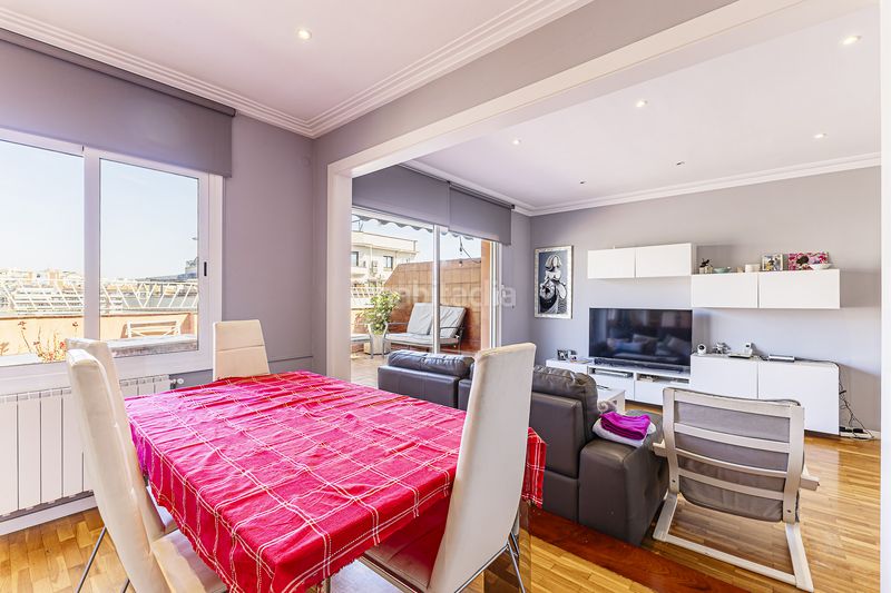 Foto e2ed8e6d-0fd4-4243-95b3-0e91fac1ffd8. Àtic amb calefacció a Baix Guinardó Barcelona