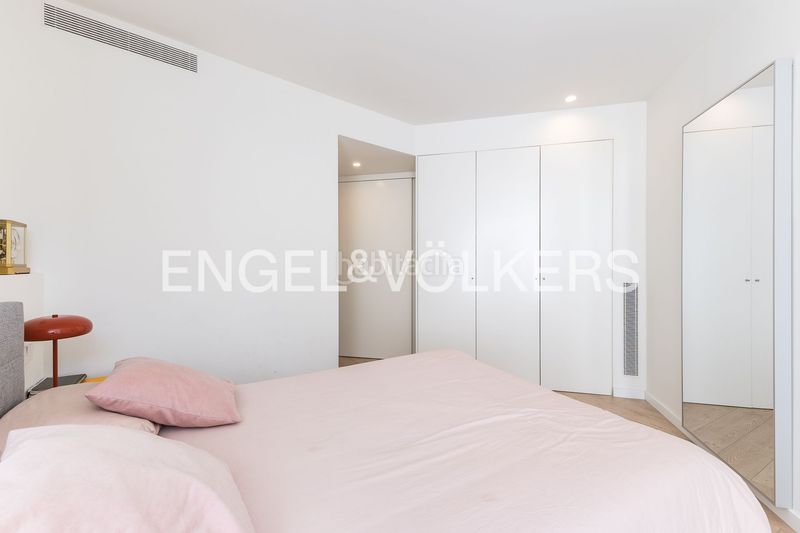 Foto 1415c546-468a-4d6d-b4f4-0b3c62975a99. Pis amb calefacció a La Vila Olímpica del Poblenou Barcelona