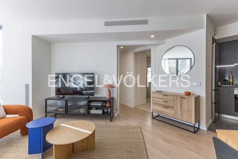 Foto e1f533da-6fb0-4f48-8654-c7f8d4a72e1b. Pis amb calefacció a La Vila Olímpica del Poblenou Barcelona