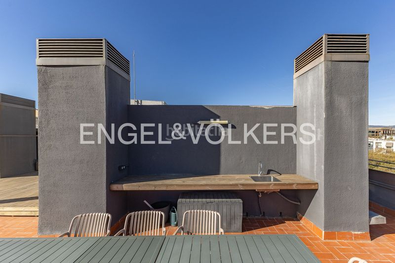 Foto f3b0596a-6b00-4f7b-bb46-a45d9095528c. Pis amb calefacció a La Vila Olímpica del Poblenou Barcelona