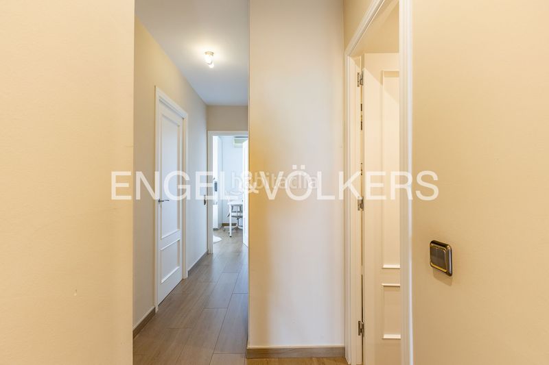 Foto 06b70068-6a40-4631-9e1c-a9aa14a2e647. Àtic amb calefacció aparcament a Camí de la Serra Mataró