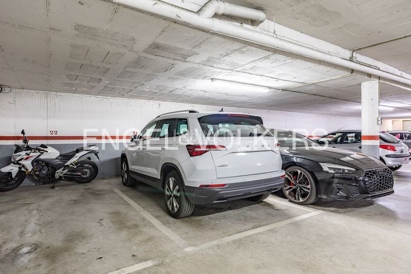 Foto 4bf8ac50-93fe-4823-b699-fc1aa885ce1f. Àtic amb calefacció aparcament a Camí de la Serra Mataró