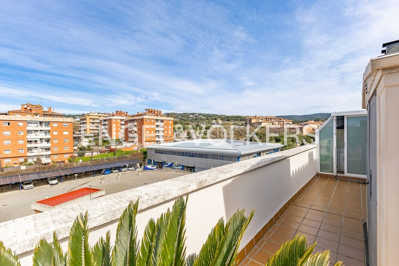 Foto 715b0b08-1fea-4091-a314-1ebecef024c4. Àtic amb calefacció aparcament a Camí de la Serra Mataró