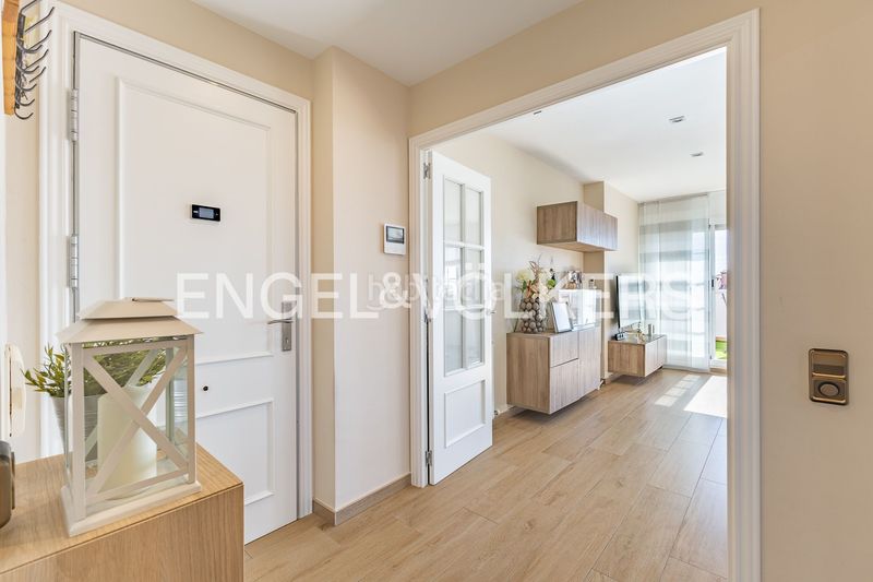 Foto 8dd7b818-7c47-435f-a21a-baca7c05e964. Àtic amb calefacció aparcament a Camí de la Serra Mataró