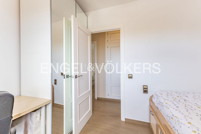 Foto dafb6166-8e68-4ea5-9a97-17a8e7e04887. Àtic amb calefacció aparcament a Camí de la Serra Mataró