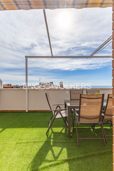 Foto de639fb4-29d8-46aa-aba3-dba769e93de3. Àtic amb calefacció aparcament a Camí de la Serra Mataró