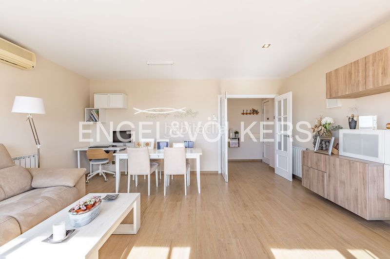 Foto edf464c8-6f12-4ffd-aa89-d61bd746c795. Àtic amb calefacció aparcament a Camí de la Serra Mataró