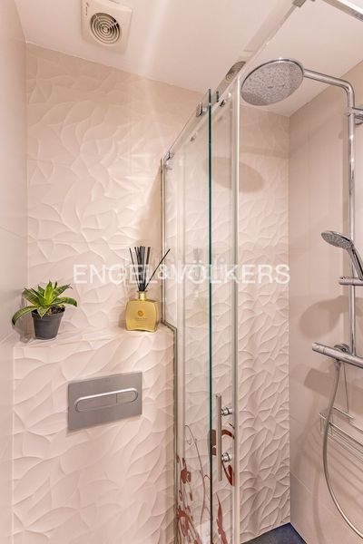 Foto f69a3283-03ae-4228-96ff-73b89d7082e7. Àtic amb calefacció aparcament a Camí de la Serra Mataró