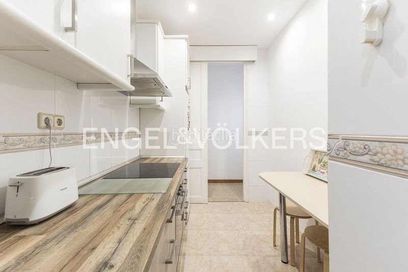 Foto 000f96f1-5a19-4feb-b4c0-24883c5dcc71. Pis amb calefacció a El Parc i la Llacuna del Poblenou Barcelona