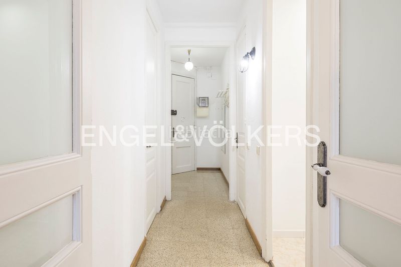 Foto 626f70bc-abfd-4af8-8848-f0e9cee01420. Pis amb calefacció a El Parc i la Llacuna del Poblenou Barcelona