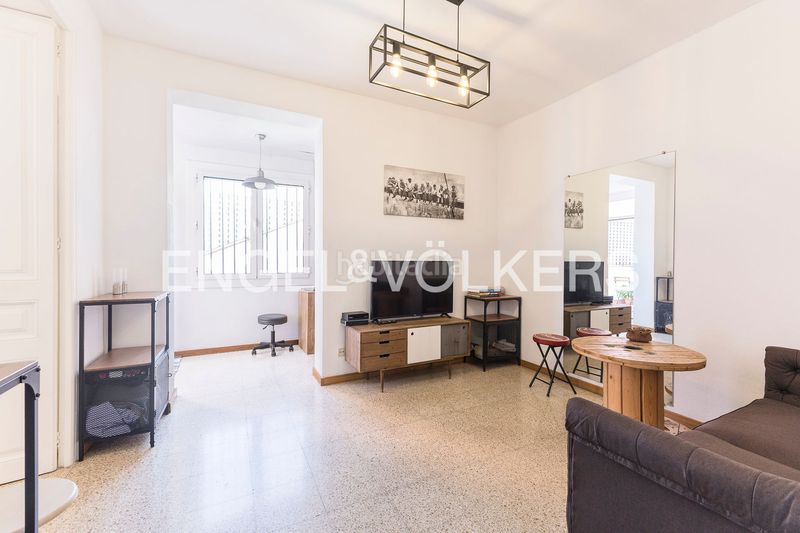 Foto 697410e8-e456-4317-a436-b57f3f6ee244. Pis amb calefacció a El Parc i la Llacuna del Poblenou Barcelona