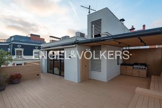 Lloguer Àtic a Sant Gervasi - Galvany. Ático con gran terraza en reina victoria