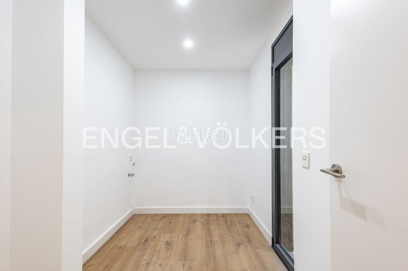 Foto f646726f-88a0-4750-a962-da7ac8747878. Casa amb calefacció aparcament a Centre Badalona