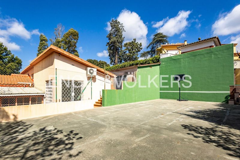 Foto 02777ba0-d6c3-4156-a685-62912b87f38f. Casa amb calefacció aparcament piscina a La Miranda-Can Candeler Sant Just Desvern