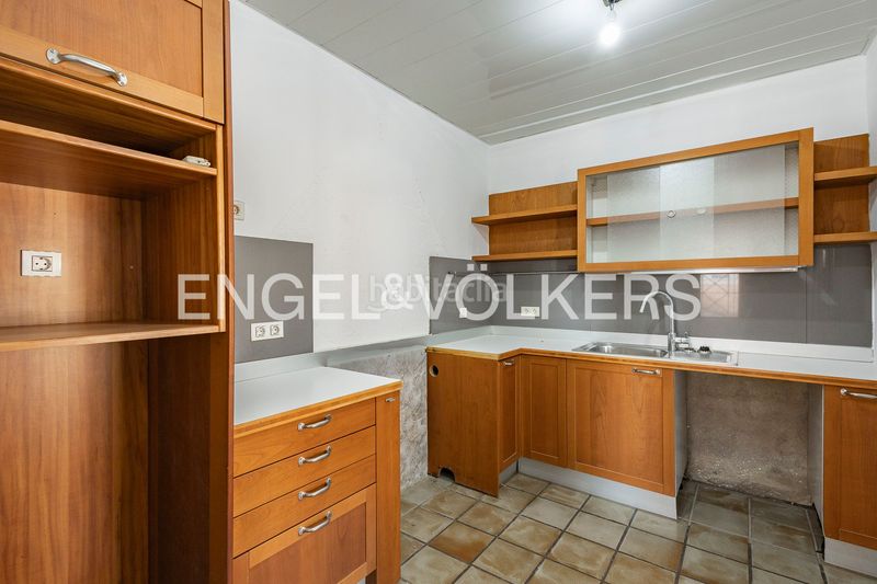 Foto 50f51191-2d6b-4a67-ba63-ee54d87ec87a. Casa amb calefacció aparcament piscina a La Miranda-Can Candeler Sant Just Desvern