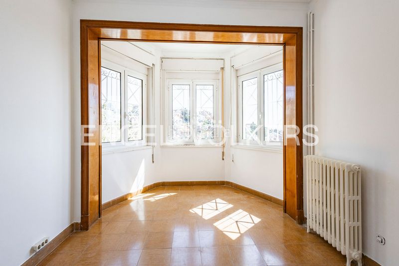 Foto fac625e2-6946-42d8-9214-cc4f5073f46a. Casa amb calefacció aparcament piscina a La Miranda-Can Candeler Sant Just Desvern