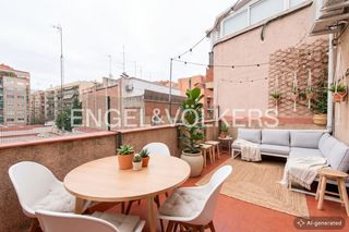 Pis a Vallcarca - Penitents. Exclusivo ático dúplex con terraza en la zona alta de gràcia