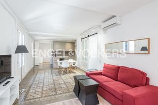 Rent Flat in Gòtic. Amplio piso temporal de 3 dormitorios junto a ciutadela