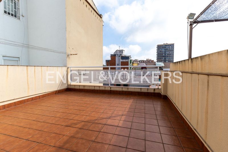 Foto 4a1b64ce-0772-48d5-80df-48bca11b9a88. Casa amb calefacció aparcament piscina a Vilapicina - Torre Llobeta Barcelona