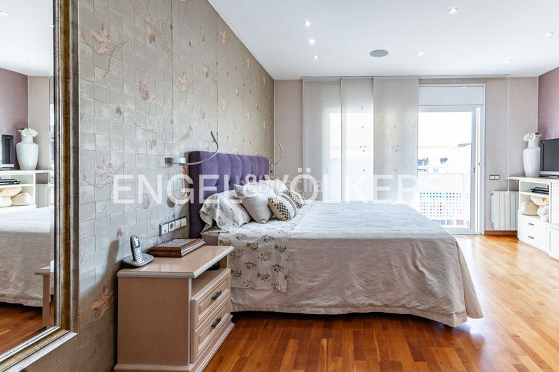 Foto 5dc12af0-14e5-4e51-adde-3d8c6e0da43a. Casa amb calefacció aparcament piscina a Vilapicina - Torre Llobeta Barcelona