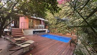 Miete Haus in Putget - Farró. Exquisita residencia con terraza y piscina privada en el barrio