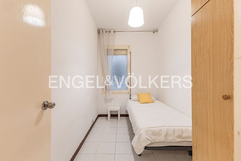 Piso alto con espectaculares vistas a la sagrada família en Barcelona - Imagen 25