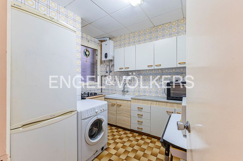Piso alto con espectaculares vistas a la sagrada família en Barcelona - Imagen 15