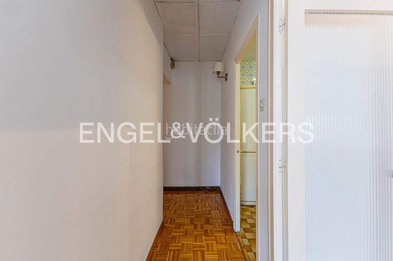 Piso alto con espectaculares vistas a la sagrada família en Barcelona - Imagen 14