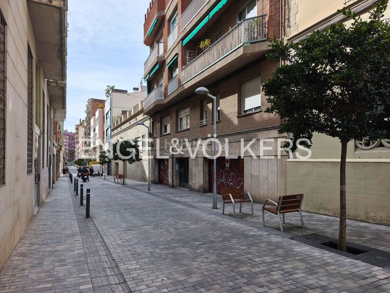 Foto e314698f-6971-47e6-97b6-75e98f9f316a. Pis amb calefacció a Putget - Farró Barcelona