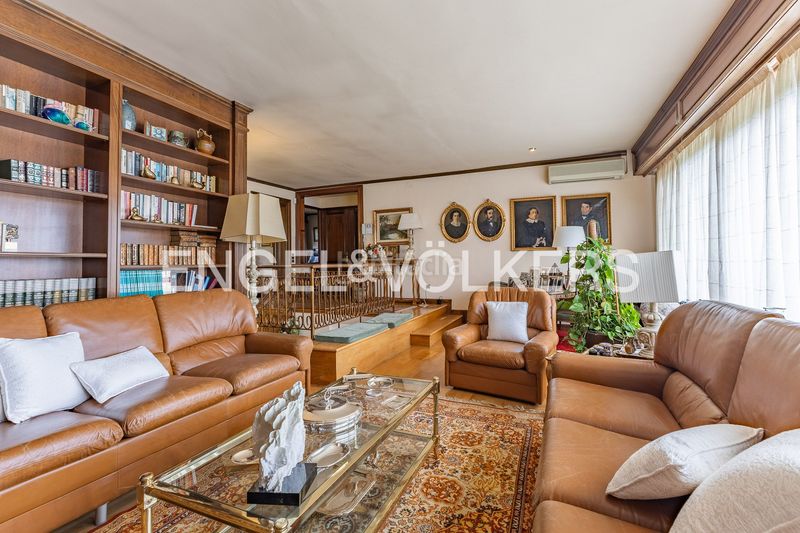 Foto 21f81516-979a-4e9e-9ce9-b02dce7017b5. Casa amb calefacció aparcament a Bellaterra