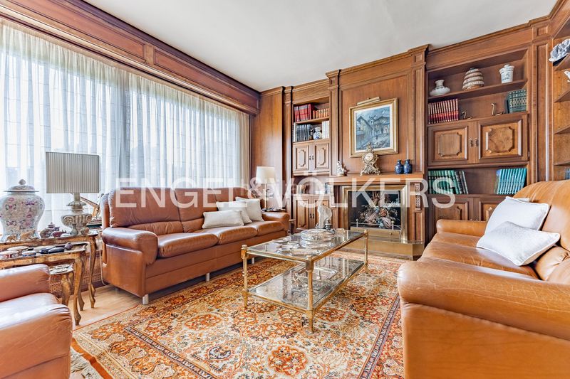 Foto b4ca74df-2c4c-4526-a519-5a2feebb20ef. Casa amb calefacció aparcament a Bellaterra