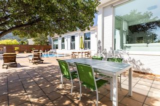 Casa in Nucli Urbà. Magnífica casa en argentona de una sola planta, con piscina y ca