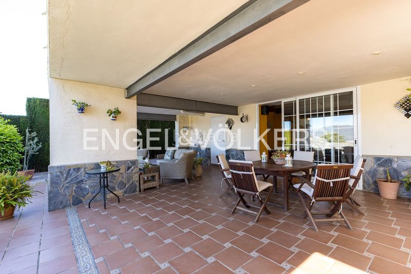 Foto 1c91f755-a883-4783-a7c2-018c17012638. Casa amb calefacció piscina a Can Rial Esparreguera