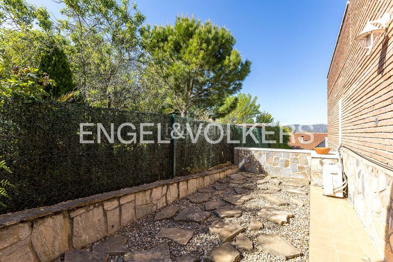 Foto 417f6afd-e566-4b4a-ad78-4146c9092931. Casa amb calefacció piscina a Can Rial Esparreguera